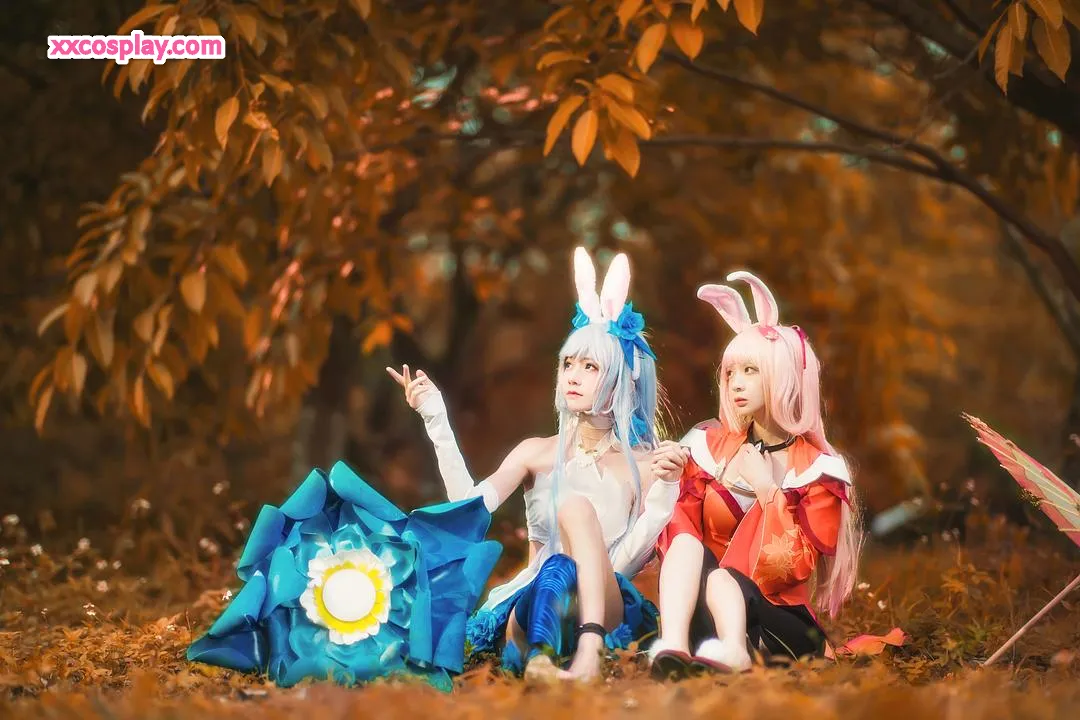 Yingtao Miao & Feng Miao SS: Dual Gongsun Li Bunny Cosplay